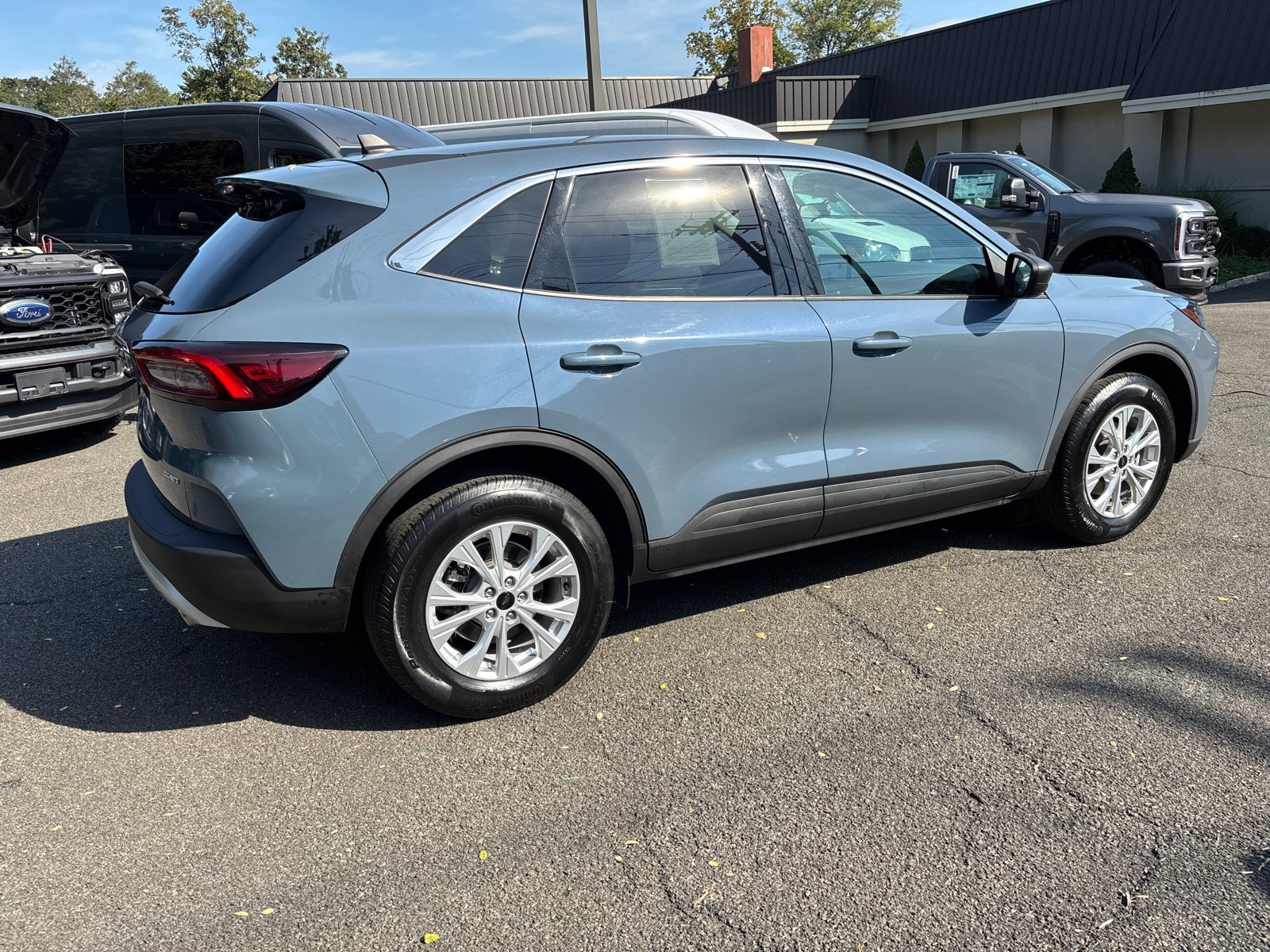 Used 2023 Ford Escape Active AWD/4WD image 8