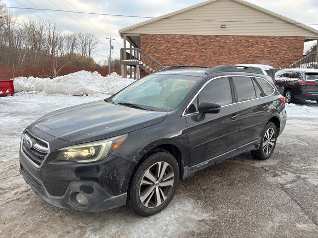 Used 2018 Subaru Outback 3.6R Limited AWD/4WD image 1