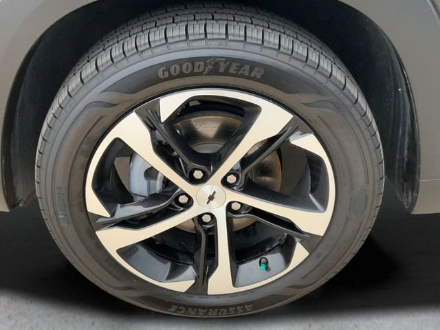 Used 2024 Chevrolet Trax RS w/ Driver Confidence Package FWD image 9