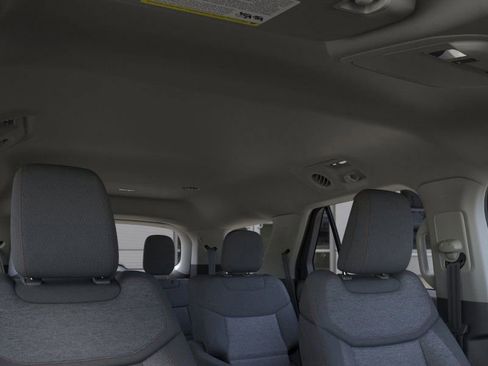 New 2026 Ford Explorer Active image 22