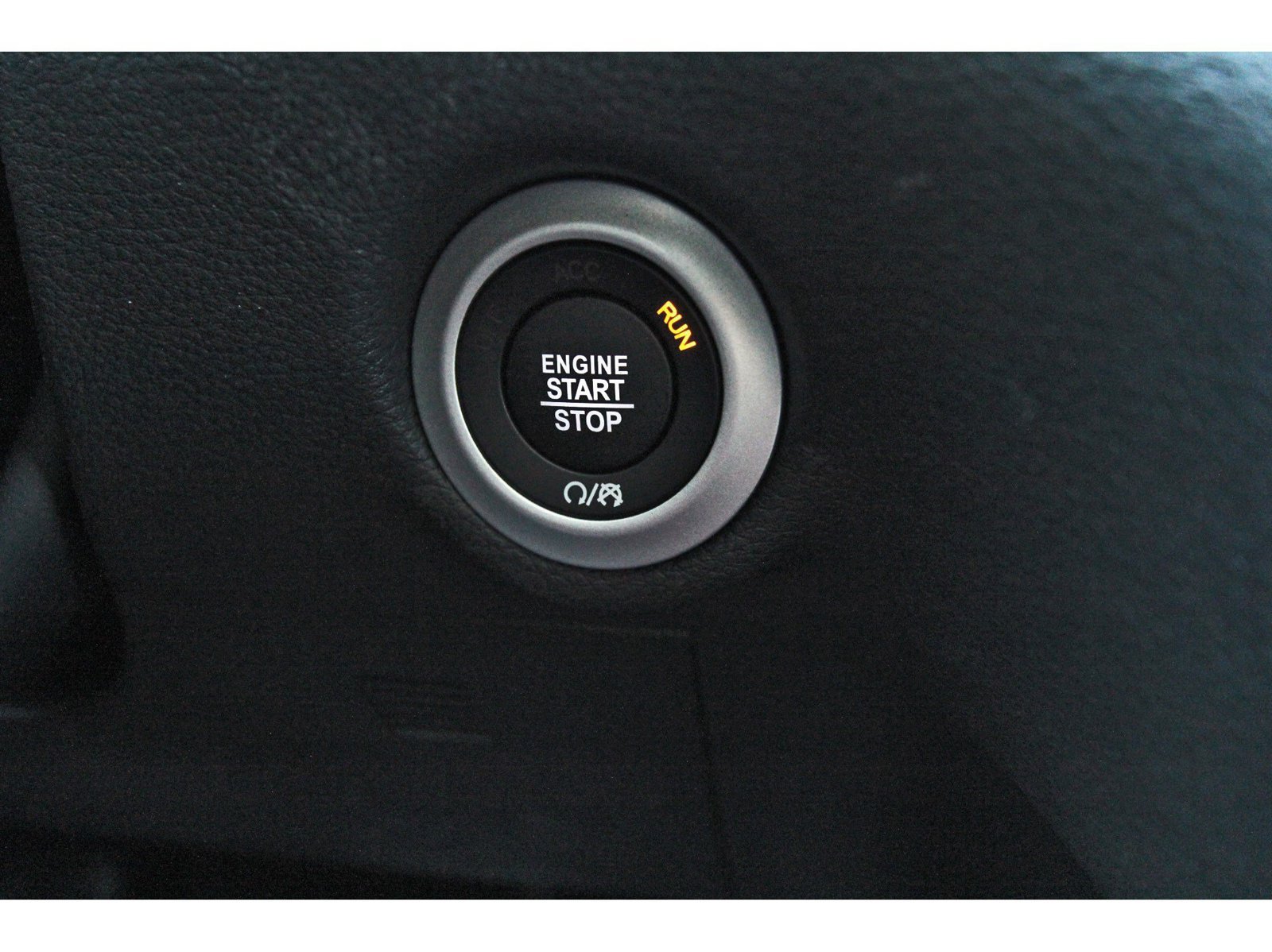 New 2026 Chrysler Pacifica Select w/ S Appearance Package FWD image 16