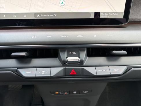 New 2026 Kia EV9 Land w/ Nightfall Edition Package AWD/4WD image 14