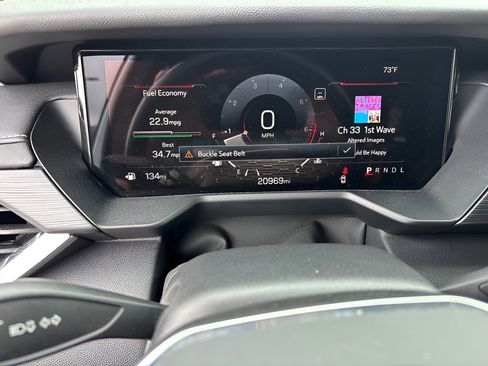 Used 2025 GMC Acadia Elevation FWD image 27