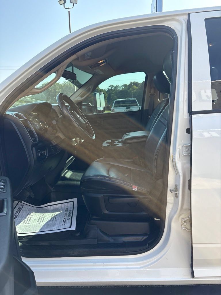 Used 2020 RAM 2500 Tradesman w/ Chrome Appearance Group AWD/4WD image 10