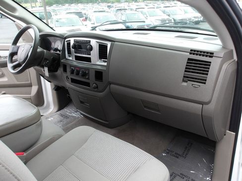 Used 2007 Dodge Ram 3500 Truck SLT w/ Trailer Tow Group RWD image 13