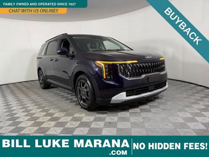 Used 2025 Kia Carnival EX