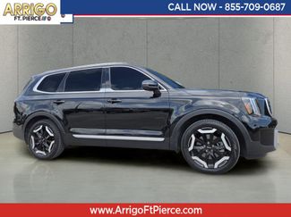 Used 2024 Kia Telluride EX w/ EX Captain's Chair Package video 1