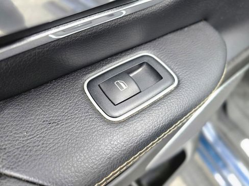 Used 2022 RAM 1500 Laramie image 11