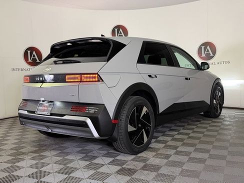 New 2026 Hyundai Ioniq 5 SEL image 8