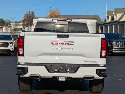 New 2026 GMC Sierra 1500 Elevation image 5