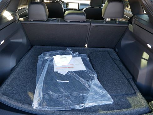 New 2026 Volkswagen Atlas Cross Sport SEL R-Line AWD/4WD image 6