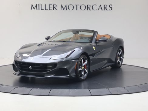 Certified 2022 Ferrari Portofino M RWD image 1