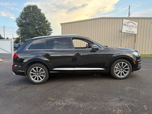 Used 2017 Audi Q7 2.0T Premium Plus w/ Premium Plus Package AWD/4WD image 8