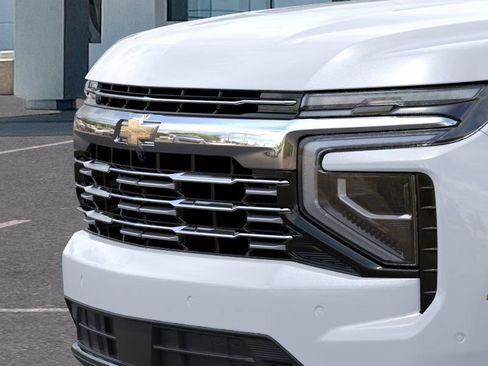 New 2026 Chevrolet Suburban Premier AWD/4WD image 13