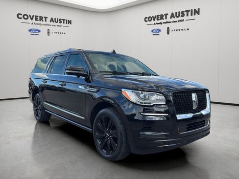 Used 2022 Lincoln Navigator L Reserve AWD/4WD image 5