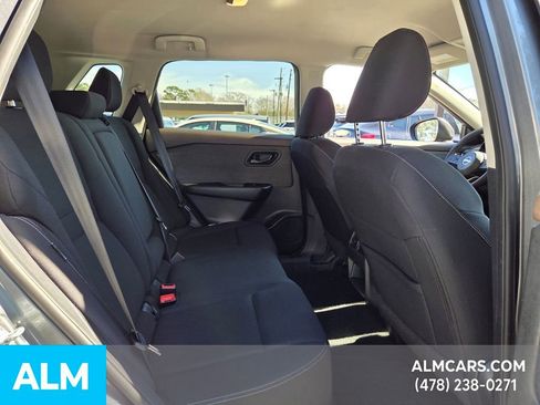 Used 2023 Nissan Rogue S image 15