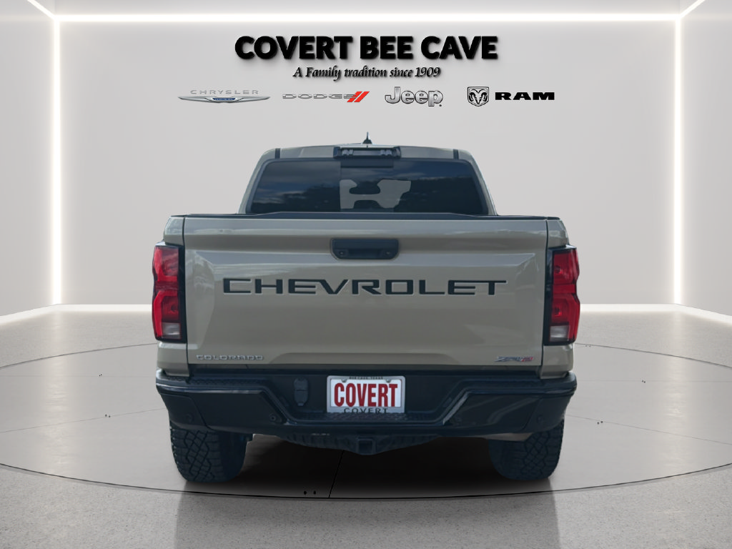 Used 2024 Chevrolet Colorado ZR2 w/ ZR2 Convenience Package III AWD/4WD image 9