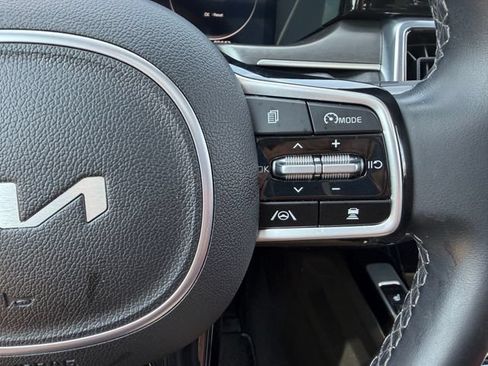 Certified 2023 Kia Sorento SX AWD/4WD image 11
