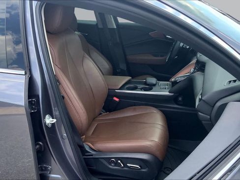 Used 2023 Acura TLX w/ Technology Package FWD image 9