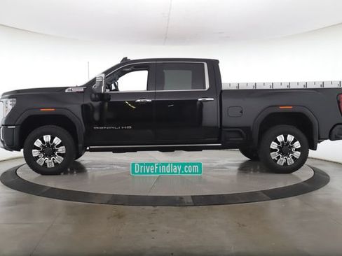 Used 2024 GMC Sierra 2500 Denali w/ Denali Reserve Package AWD/4WD image 9