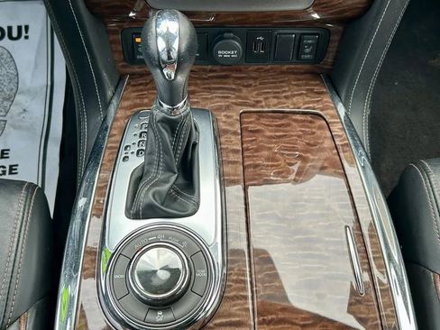 Used 2018 Nissan Armada SL w/ Moonroof Package image 26
