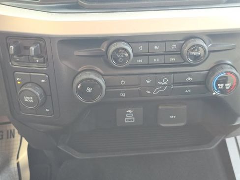 Used 2024 Ford F250 XLT AWD/4WD image 19