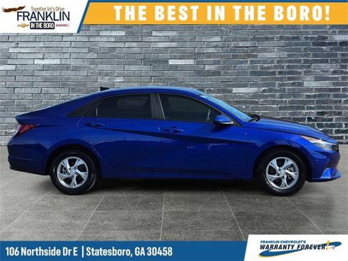 Used 2023 Hyundai Elantra SE image 6