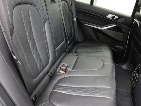 Used 2025 BMW X5 xDrive50e AWD/4WD image 22