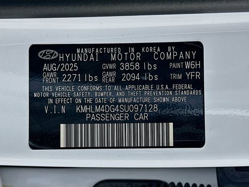 New 2025 Hyundai Elantra Sport image 22