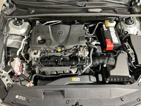 Used 2024 Toyota Camry SE image 21
