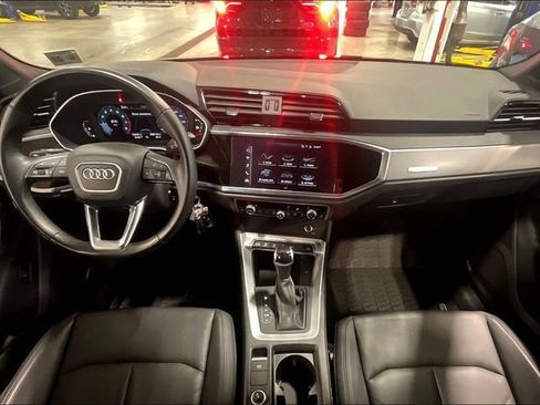 Certified 2022 Audi Q3 2.0T Premium image 15