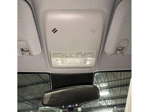 Used 2018 Chevrolet Trax LS FWD image 32