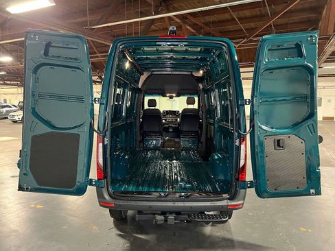 Used 2026 Mercedes-Benz Sprinter 2500 image 19