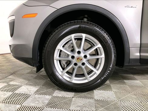Certified 2016 Porsche Cayenne Diesel AWD/4WD image 26