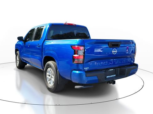 Certified 2024 Nissan Frontier SV w/ Technology Package RWD image 4