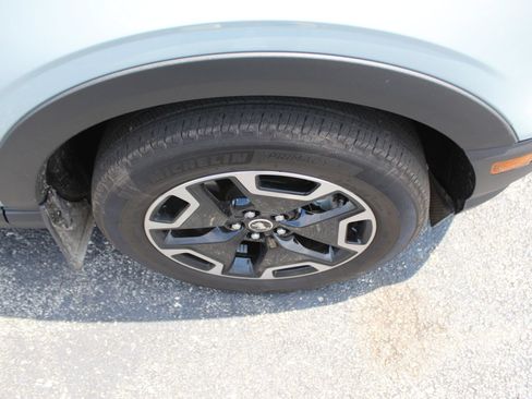 Used 2023 Ford Bronco Sport Outer Banks w/ Tech Package AWD/4WD image 12