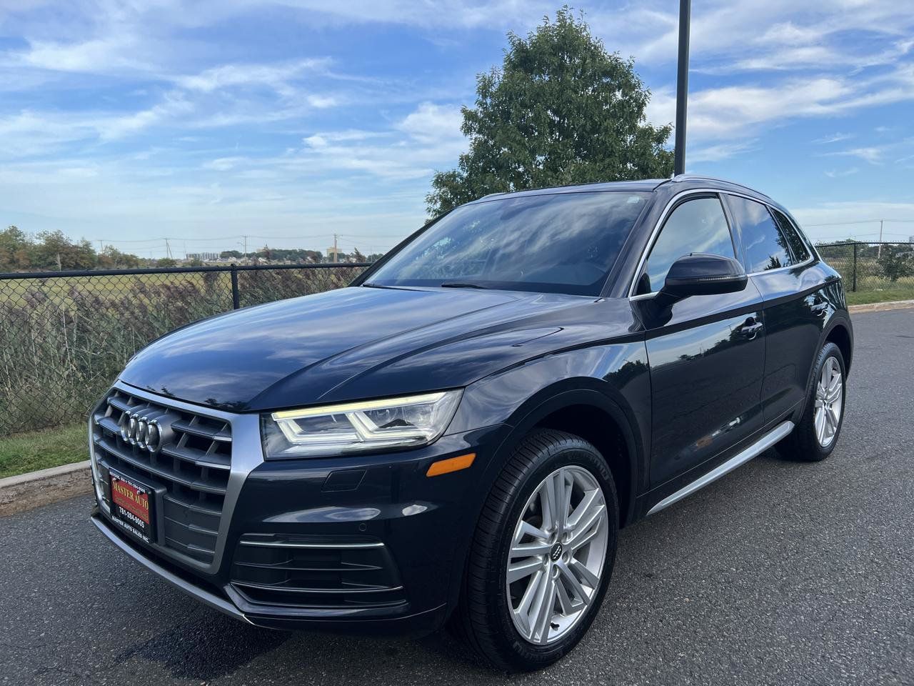 Used 2018 Audi Q5 2.0T Premium Plus w/ Premium Plus Package AWD/4WD image 7