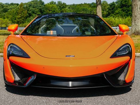 Used 2019 McLaren 570S Spider image 13