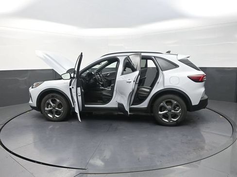 Used 2025 Ford Escape ST-Line Select AWD/4WD image 42