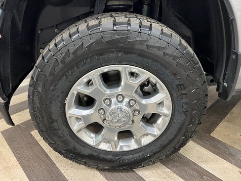 Used 2024 RAM 3500 Laramie AWD/4WD image 19