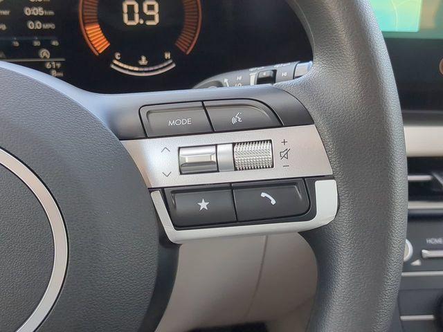 New 2025 Hyundai Tucson SE FWD image 24