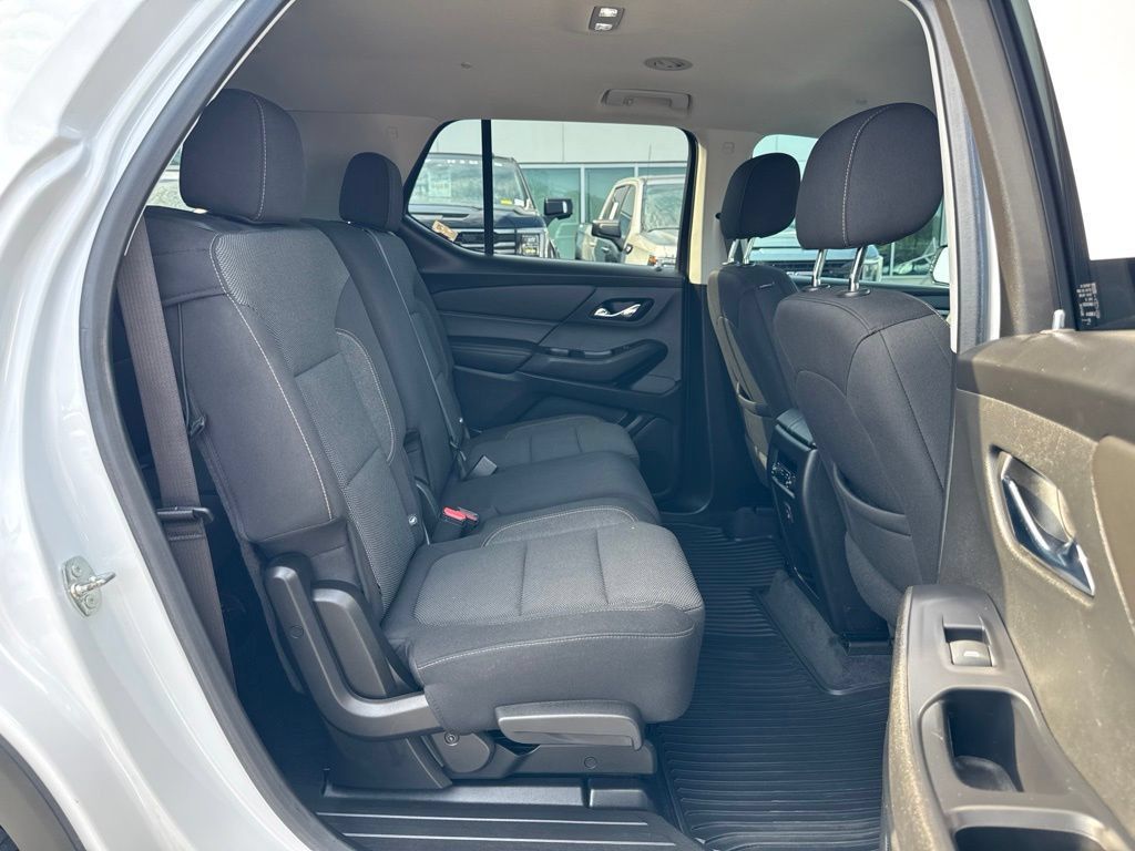 Used 2020 Chevrolet Traverse LS FWD image 21