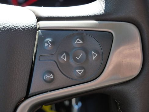 Used 2015 GMC Sierra 1500 Denali w/ Driver Alert Package image 26