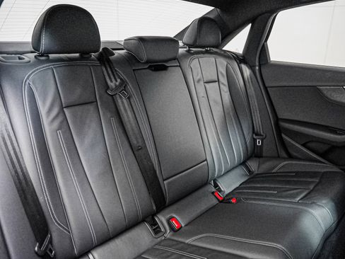 Used 2023 Audi A4 2.0T Premium w/ Convenience Package image 13