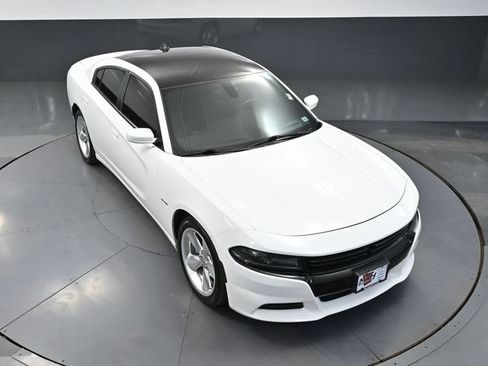 Used 2016 Dodge Charger R/T RWD image 60