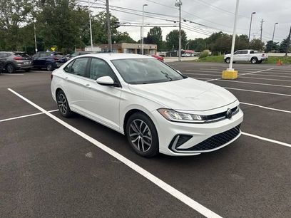 Used 2025 Volkswagen Jetta SE