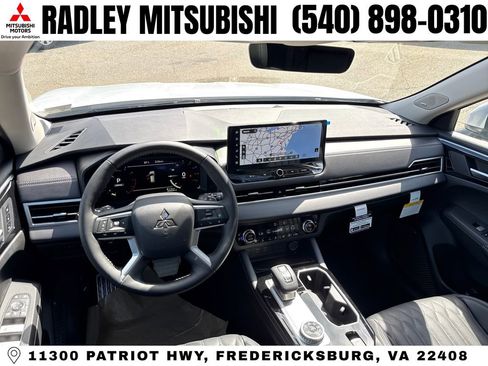 New 2026 Mitsubishi Outlander SEL image 13