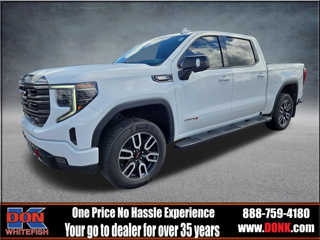Used 2023 GMC Sierra 1500 AT4 w/ AT4 Premium Package AWD/4WD image 4