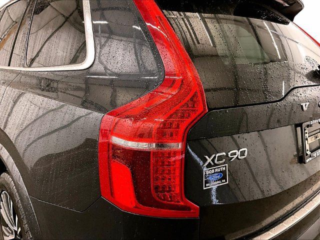 Used 2022 Volvo XC90 T6 Momentum w/ Climate Package AWD/4WD image 29