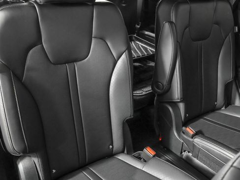 Used 2025 Kia Sorento EX image 42